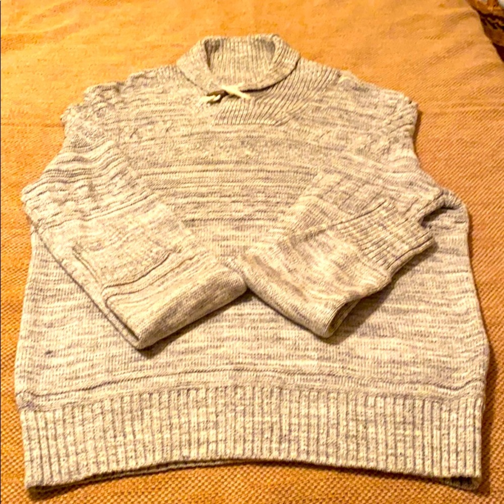 Men’s sweater